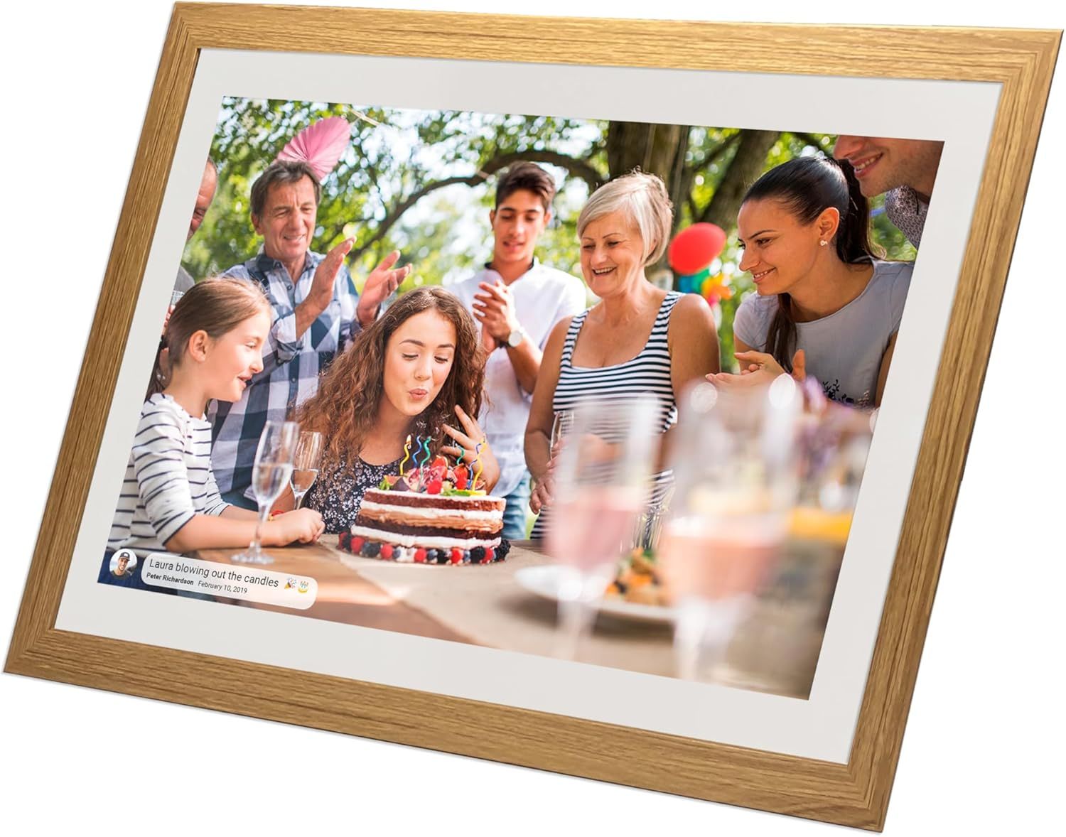 Jackson 15.6" Oak Frameo Digital Photo Frame