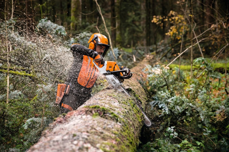 STIHL GASOLINE CHAINSAW MS 500&iexcl;